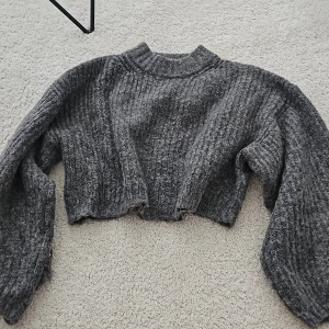 Stickad tröja - Strl. Xs från gina tricot