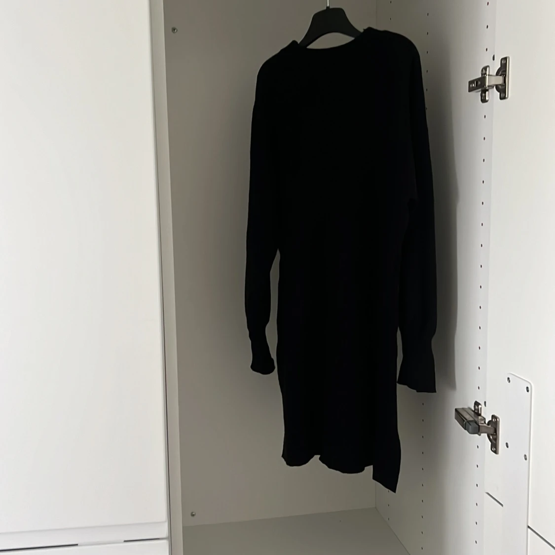  Två klänningar som jag knappast har använt och är inte min stil längre - 90