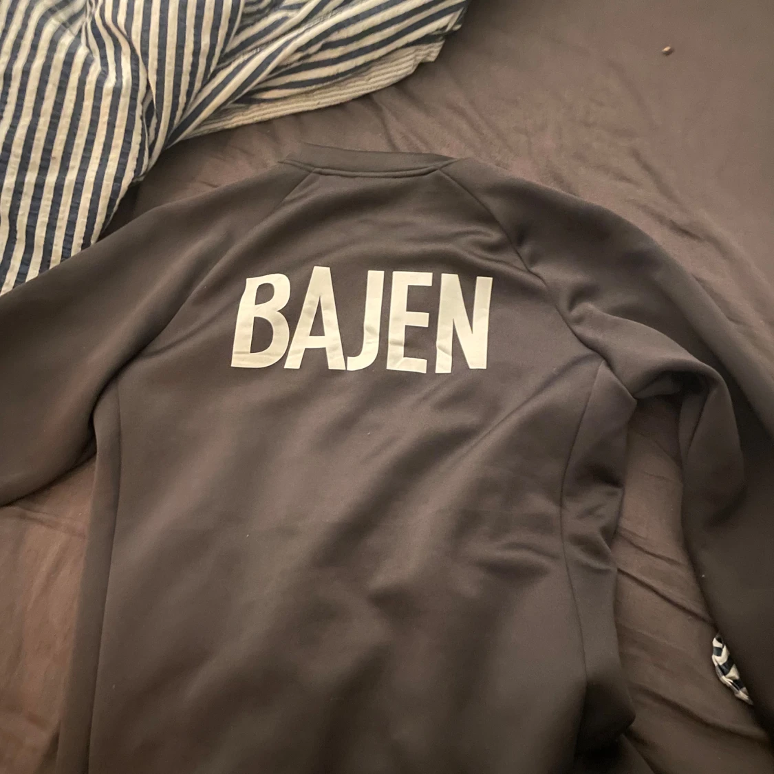 Limiterad Bajen jacka  - 90