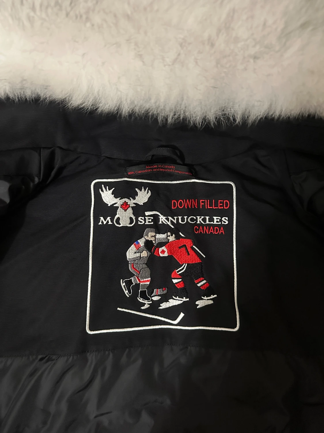 Svart dunjacka från Moose Knuckles - 5