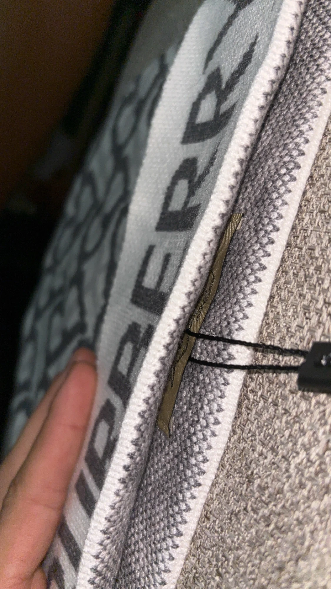 Burberry mössa med logomönster - 5