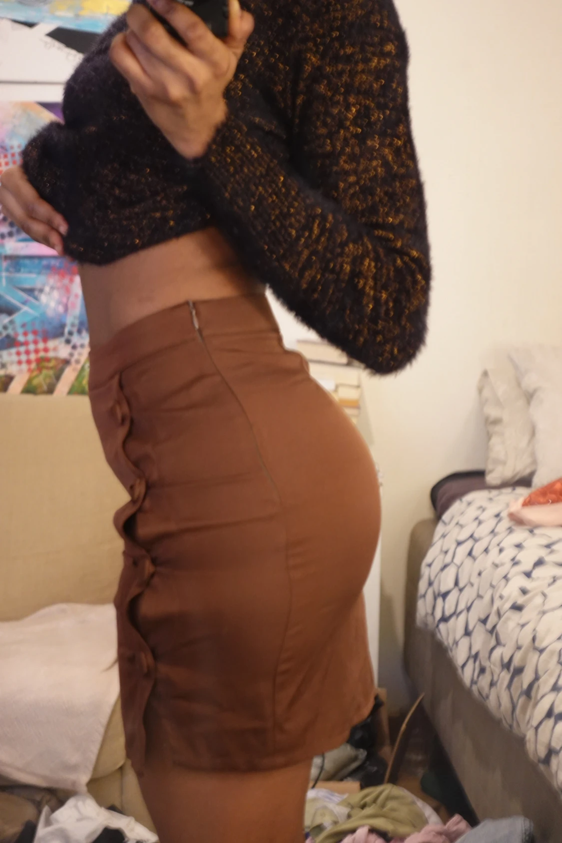 Brun kortkjol med knappar - 3