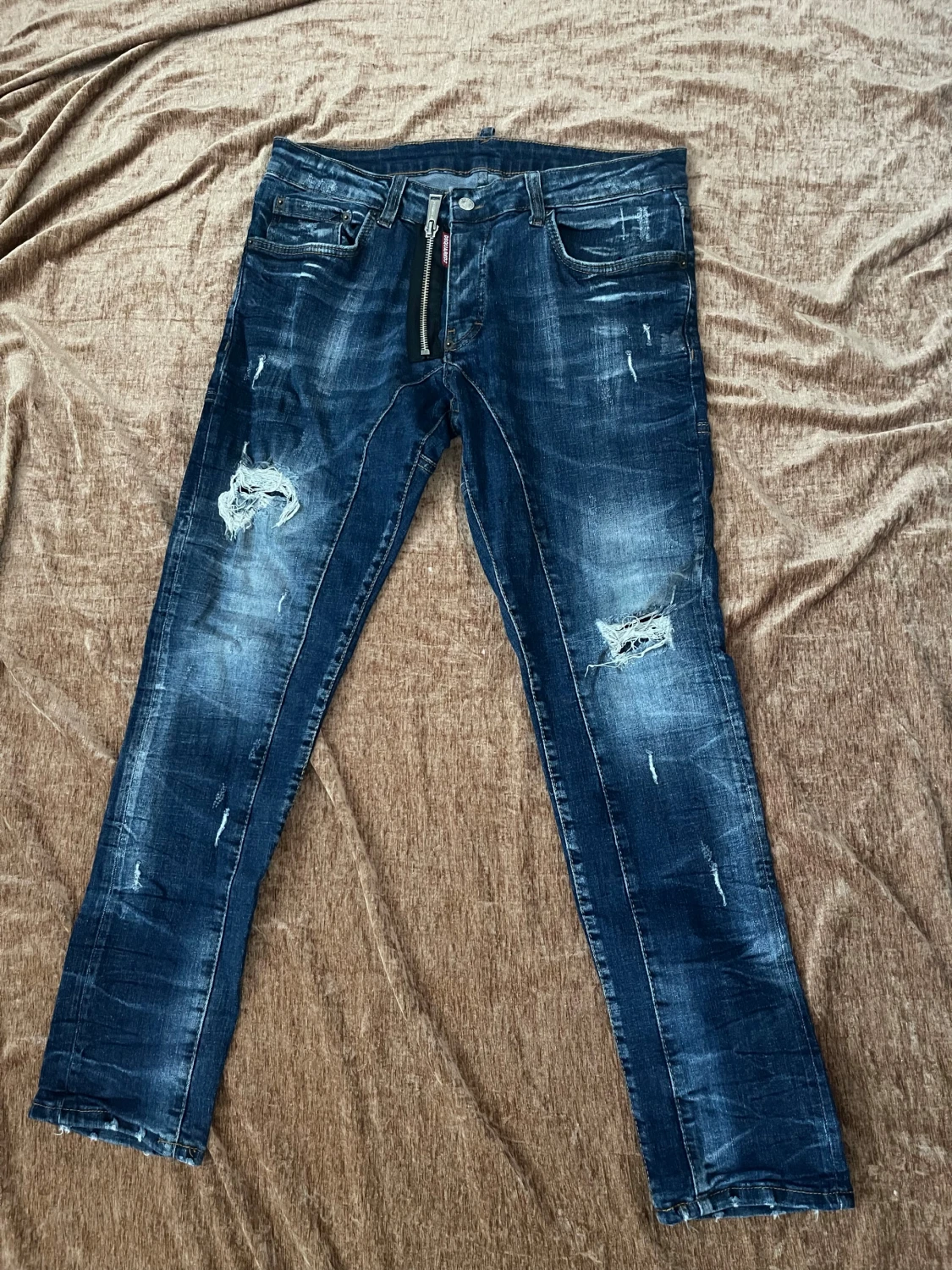 Dsquared2 blå slitna jeans herr