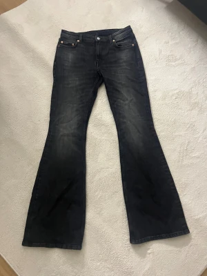 Weekday jeans - Använda en gång