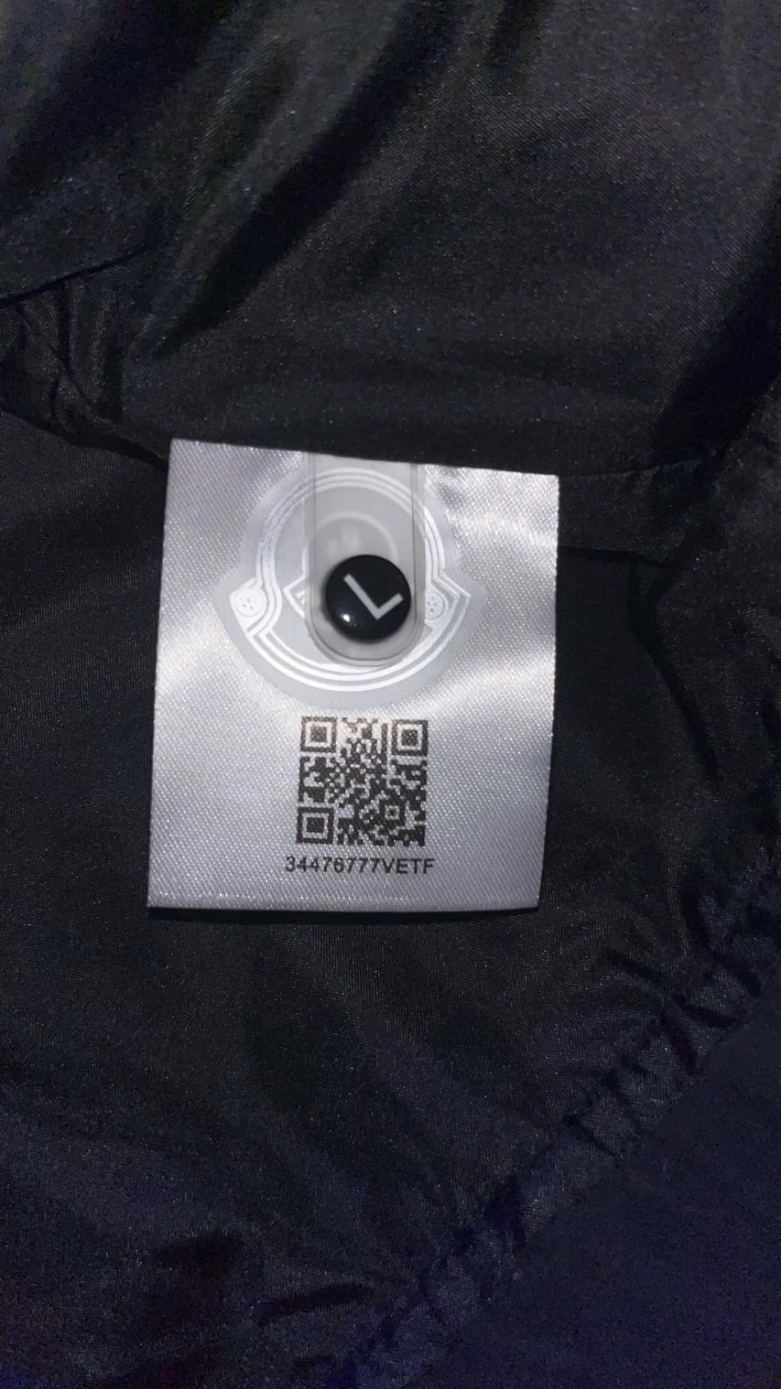 Svart vindjacka från Moncler med huva - 4