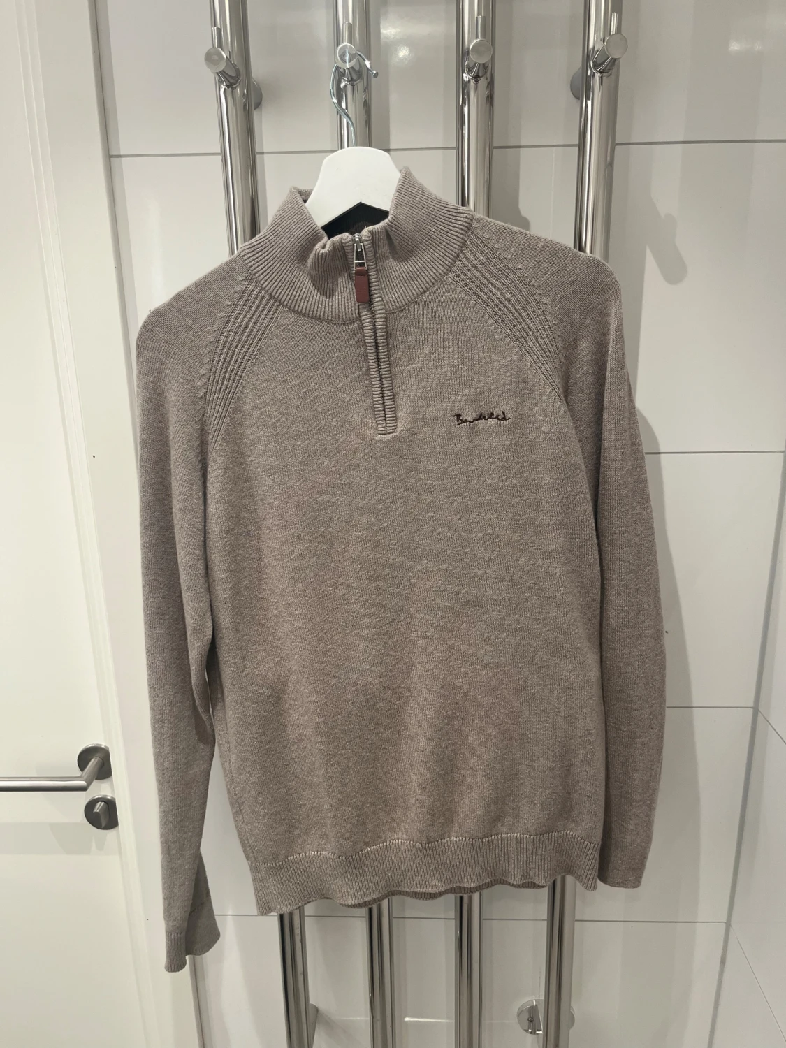Beige stickad half zip tröja