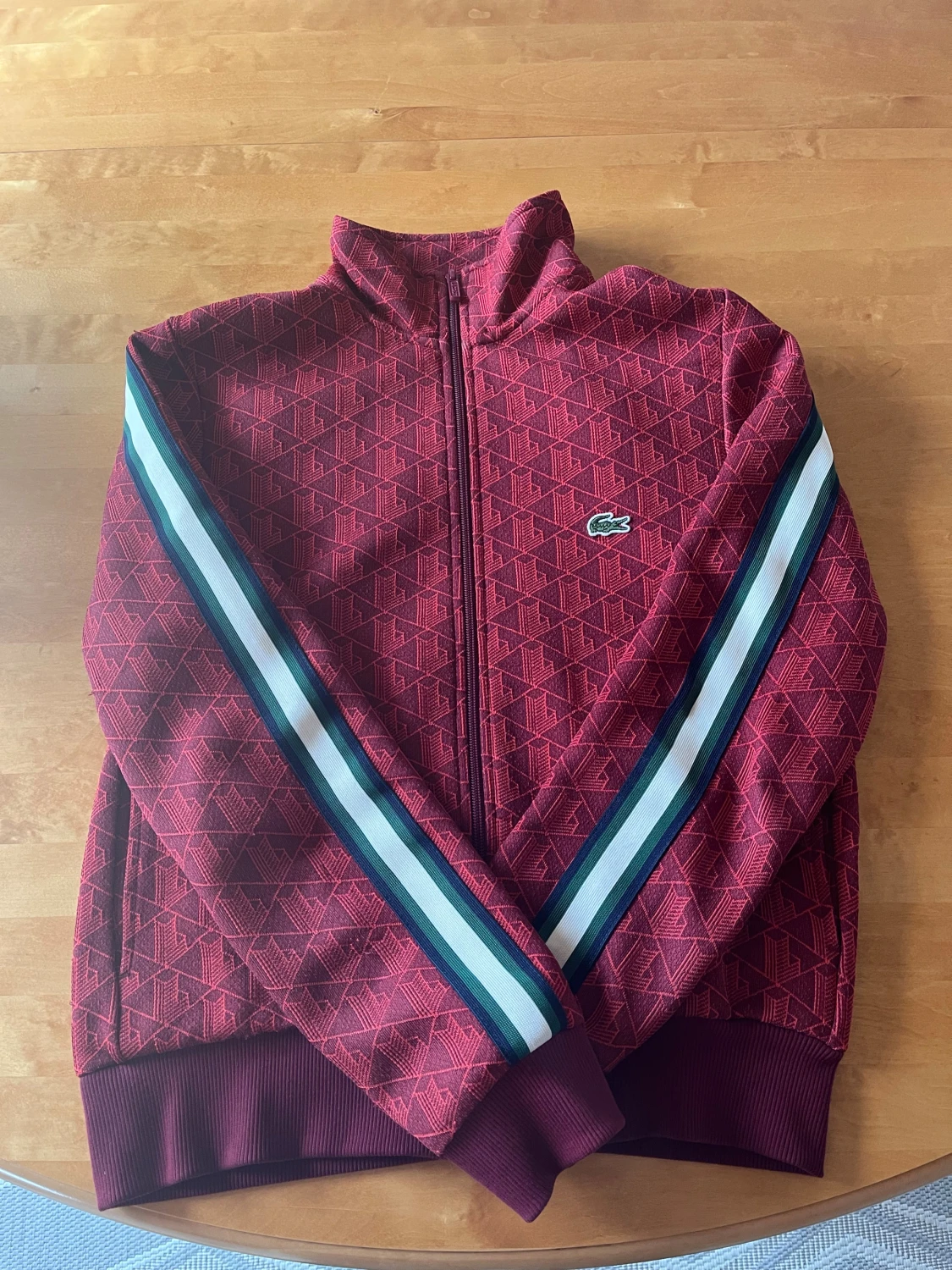 Lacoste Monogram zip