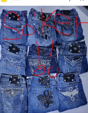 Söker miss me jeans  - Söker ett par miss me jeans i storlek 23 eller xxs och priset nånstans vid 600kr