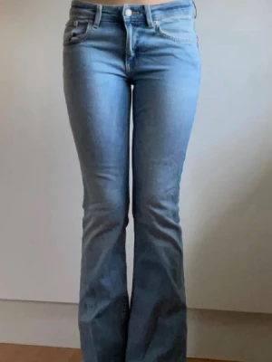 Low waist jeans - Low waist jeans i storlek s, i mycket bra skick