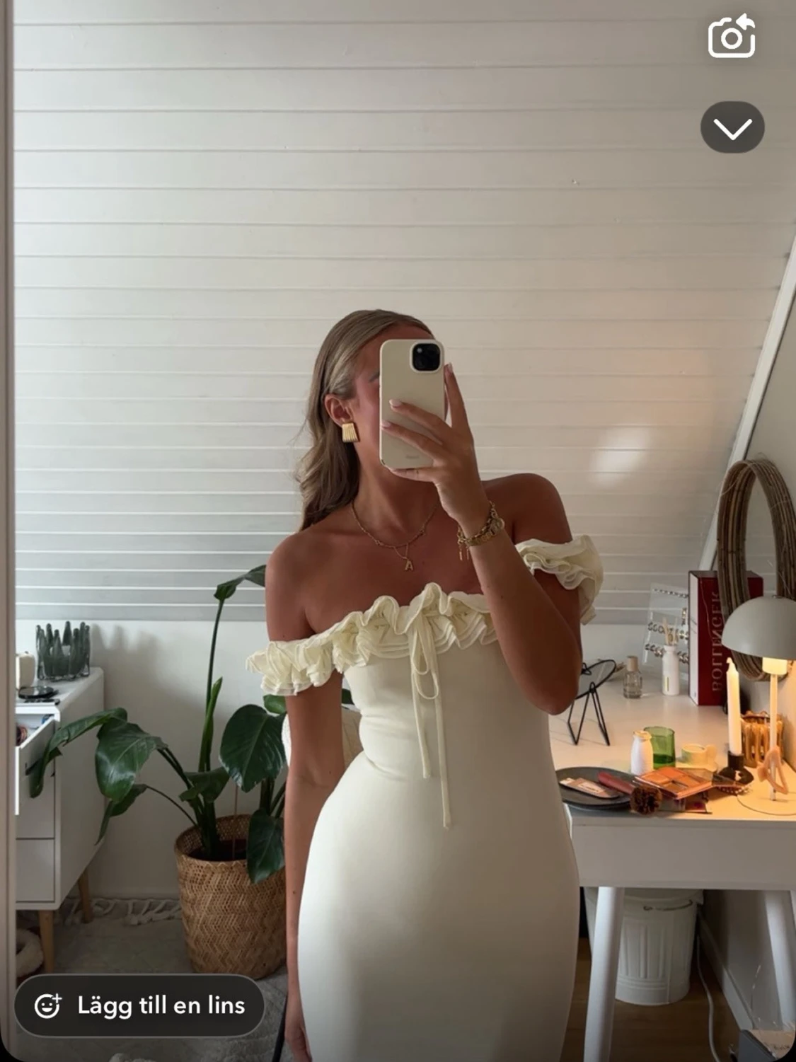 Vit långklänning med volang - 1