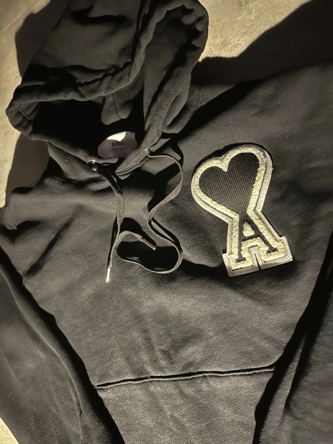 Svart Ami Paris hoodie - 1