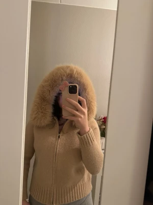 Alessi jacka  - Äkta Alexa jacka helt oanvänd fick i julklapp och gillar inte den