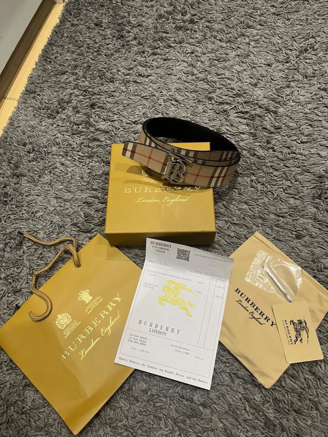 Burberry bälte - 1
