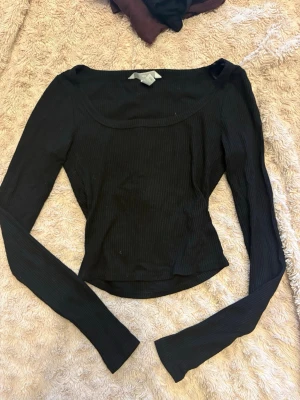 Långärmad tröja - Tajt långärmad tröja från hm🤍