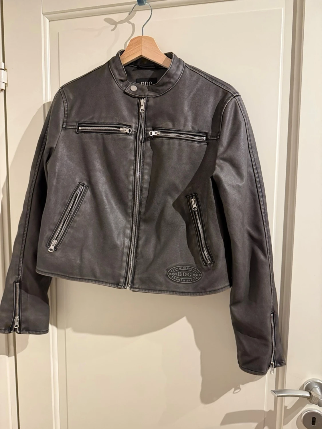 Svart skinnjacka från BDG Urban Outfitters