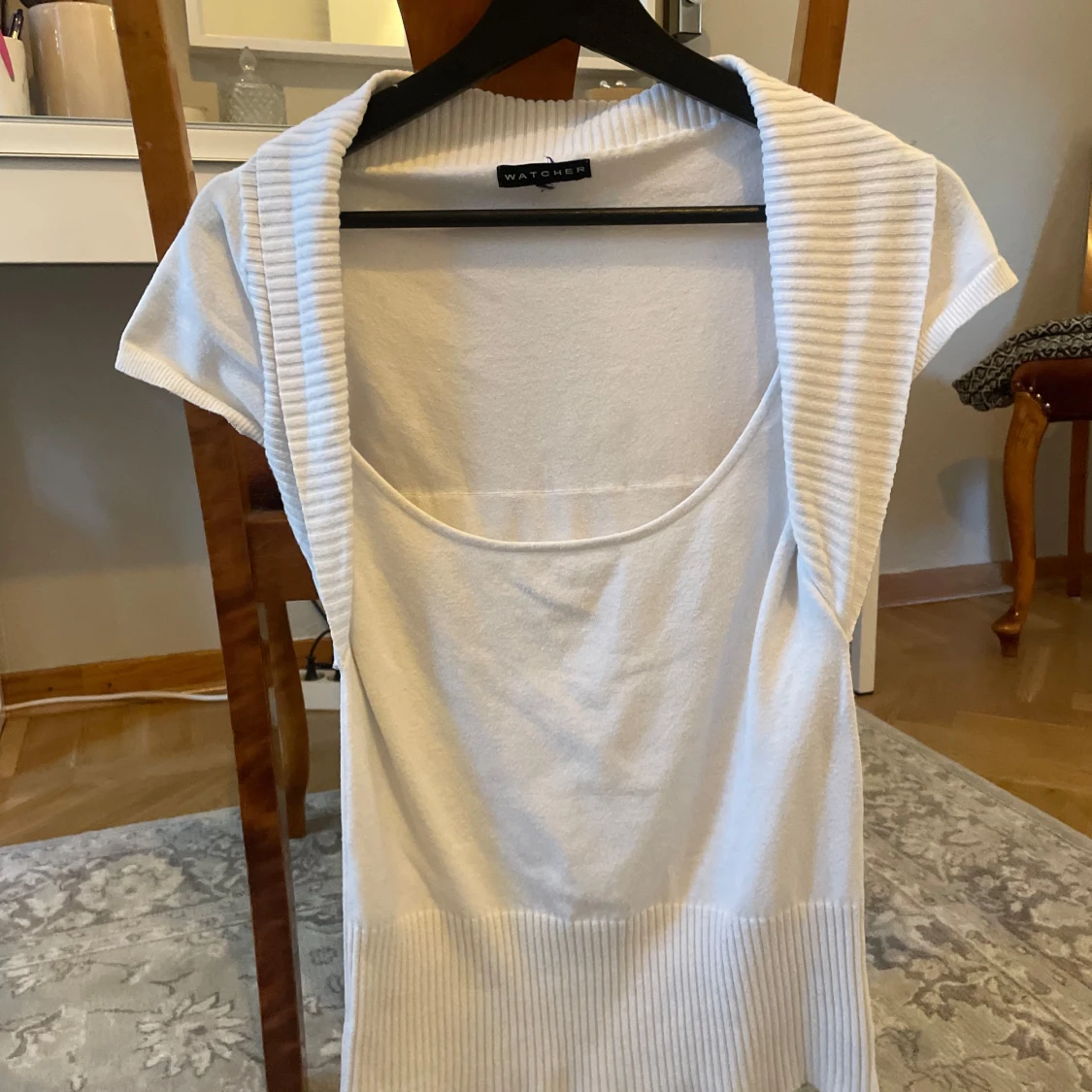 Vit bolerotopp från Watcher - 3