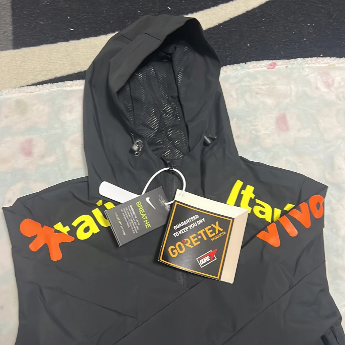 Svart Nike Brasil regnjacka Gore-Tex M - 1