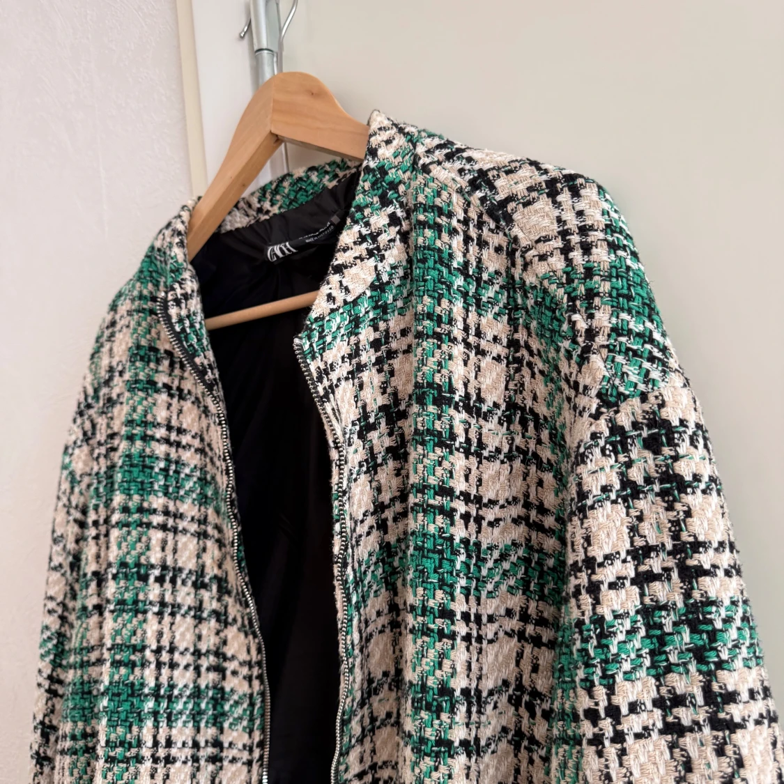 Rutig jacka från ZARA i grönt och beige - 1