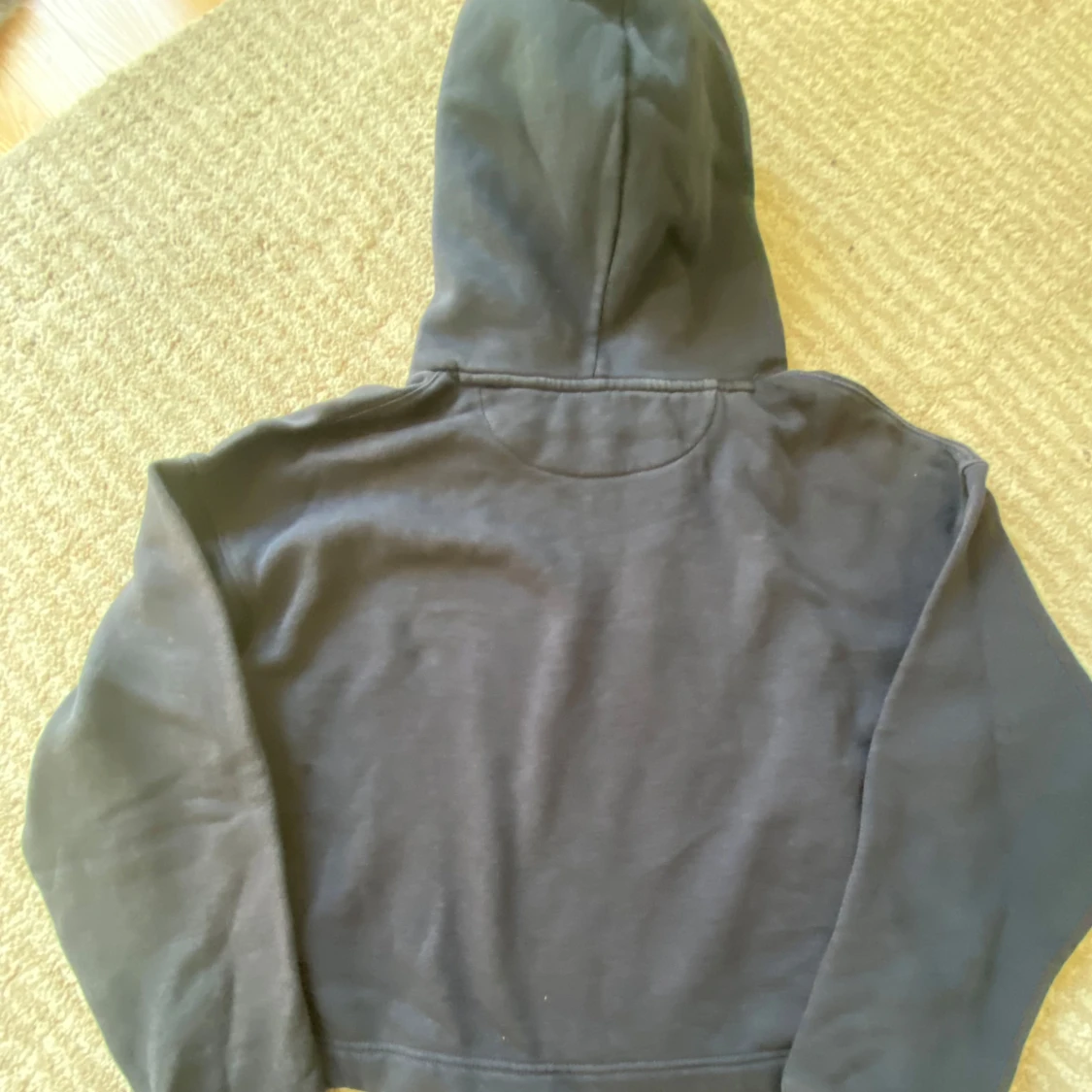 Svart hoodie från GANT med tryck - 2