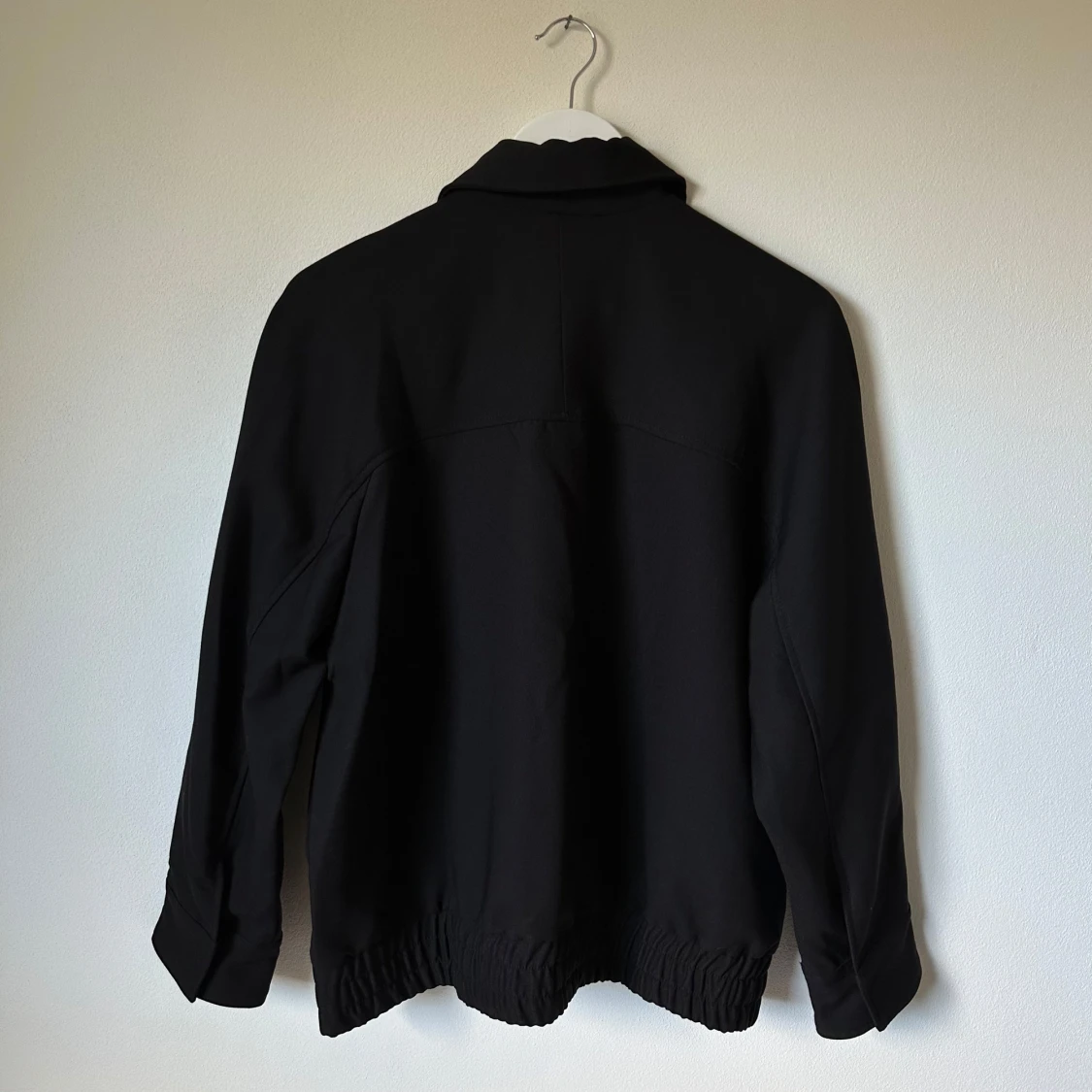 Svart skjortjacka från Reserved - 1