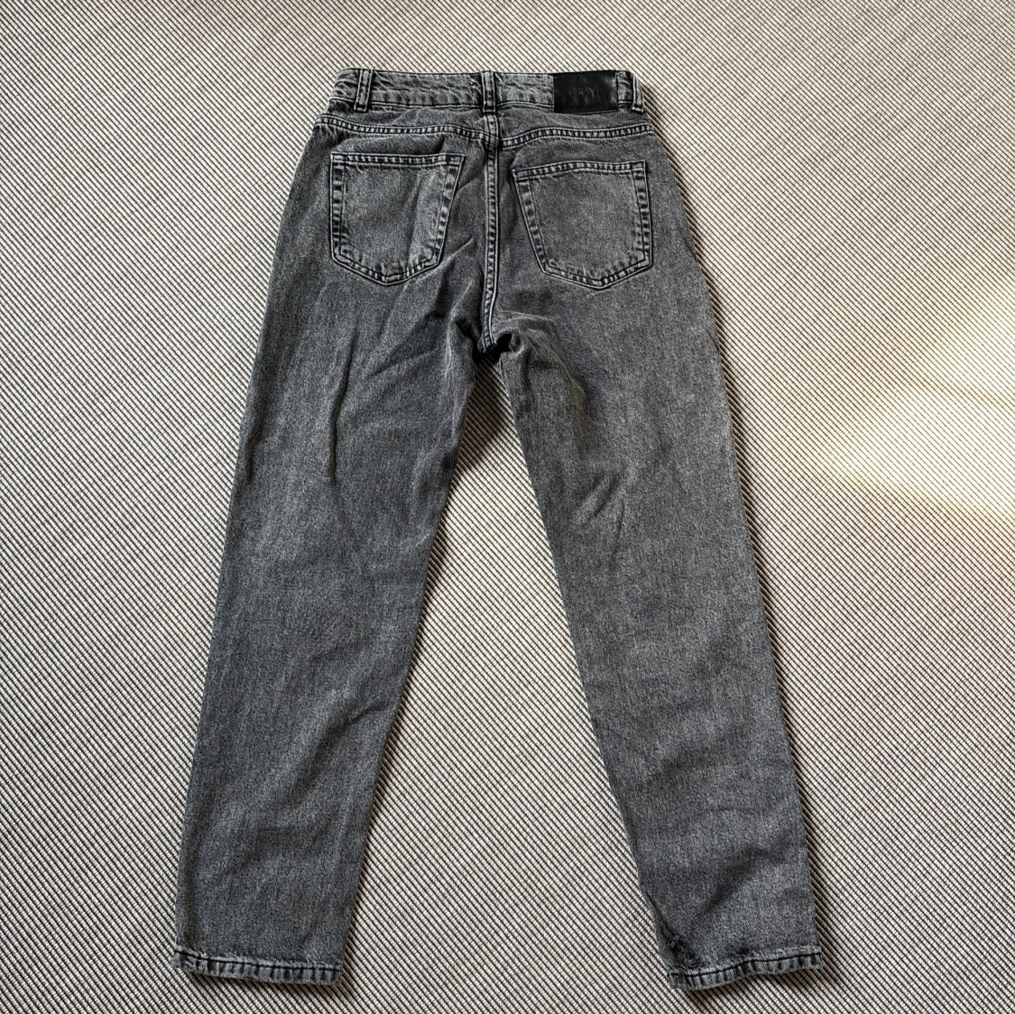 Grunt - Grå jeans från GRUNT ourganic - 2