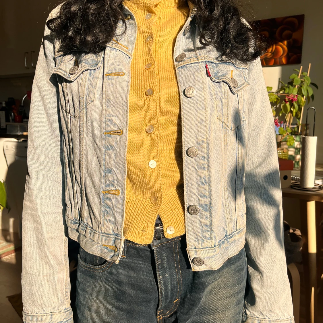 Ljusblå jeansjacka från Levi's strl S - 2