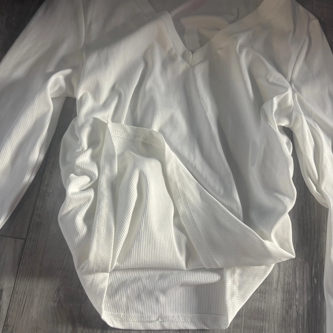 Vit v ringad ribbad långärmad topp Shein - 2