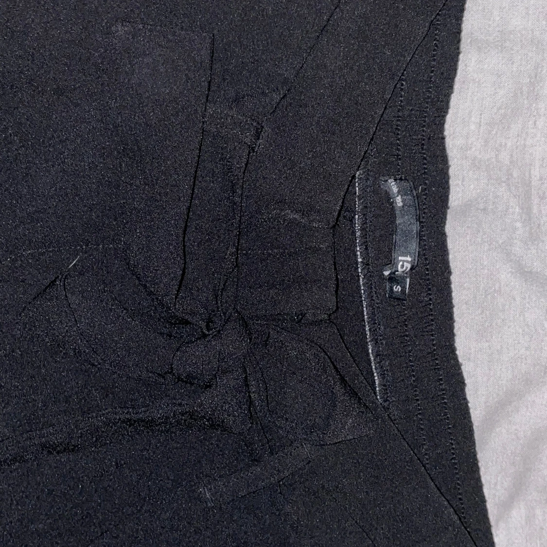 Svarta byxor med knyt i midjan från 157 - 2