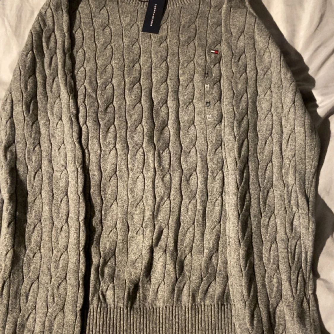 Grå kabelstickad tröja Tommy Hilfiger - 3