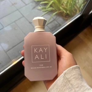 Kayali Yum Boujee Marshmallow 100 ml - Helt oöppnad💗 (100 ml)