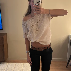 Blus - Jättefin ljusrosa blus från NoaNoa. Strl 34. I mycket bra skick.