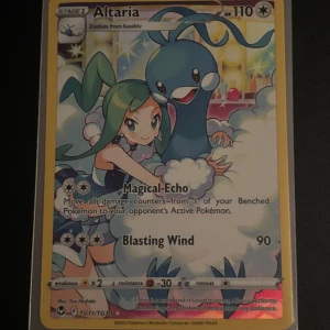 Altaria #TG11 - Säljer nu mitt Altaria #TG11 kort, Väldigt bra skick, varit sleevad sen jag öppnade det och bra förvarad. 