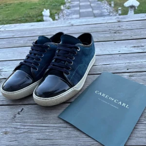 Lanvins captoe  - Riktigt fräscha lanvins inga jätte synliga deflekter. Tvättar såklart innan jag skickar iväg