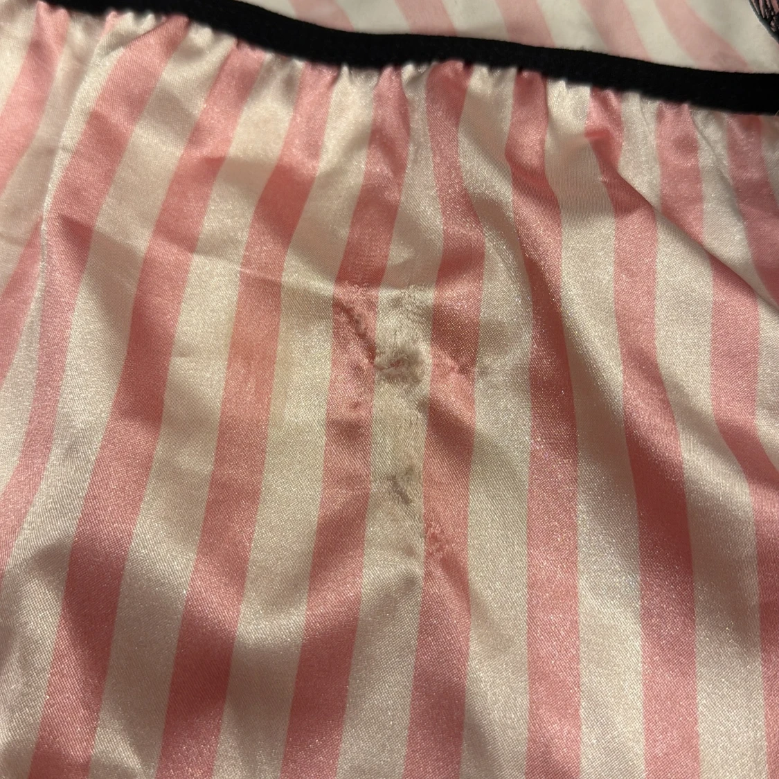 Rosa randig linnetopp med spets - 2