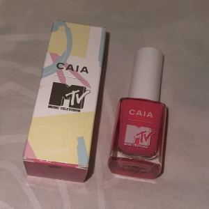 Caia nagellack - Superfint nagellack ifrån Caia:) testat en gång!