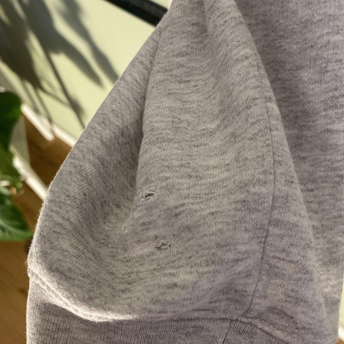 Grå sweatshirt från A.P.C. U.S. - 3