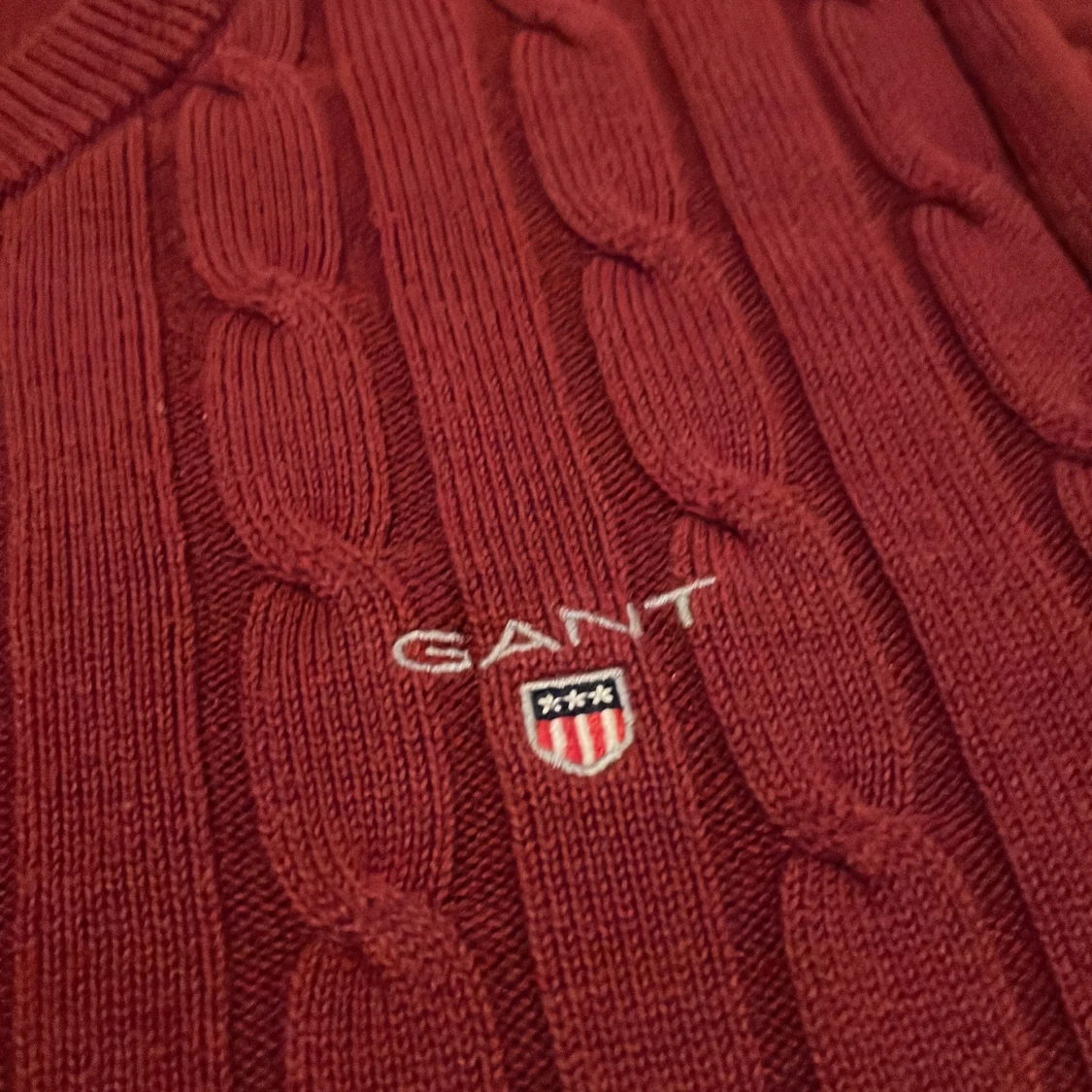 Röd kabelstickad tröja från GANT - 2