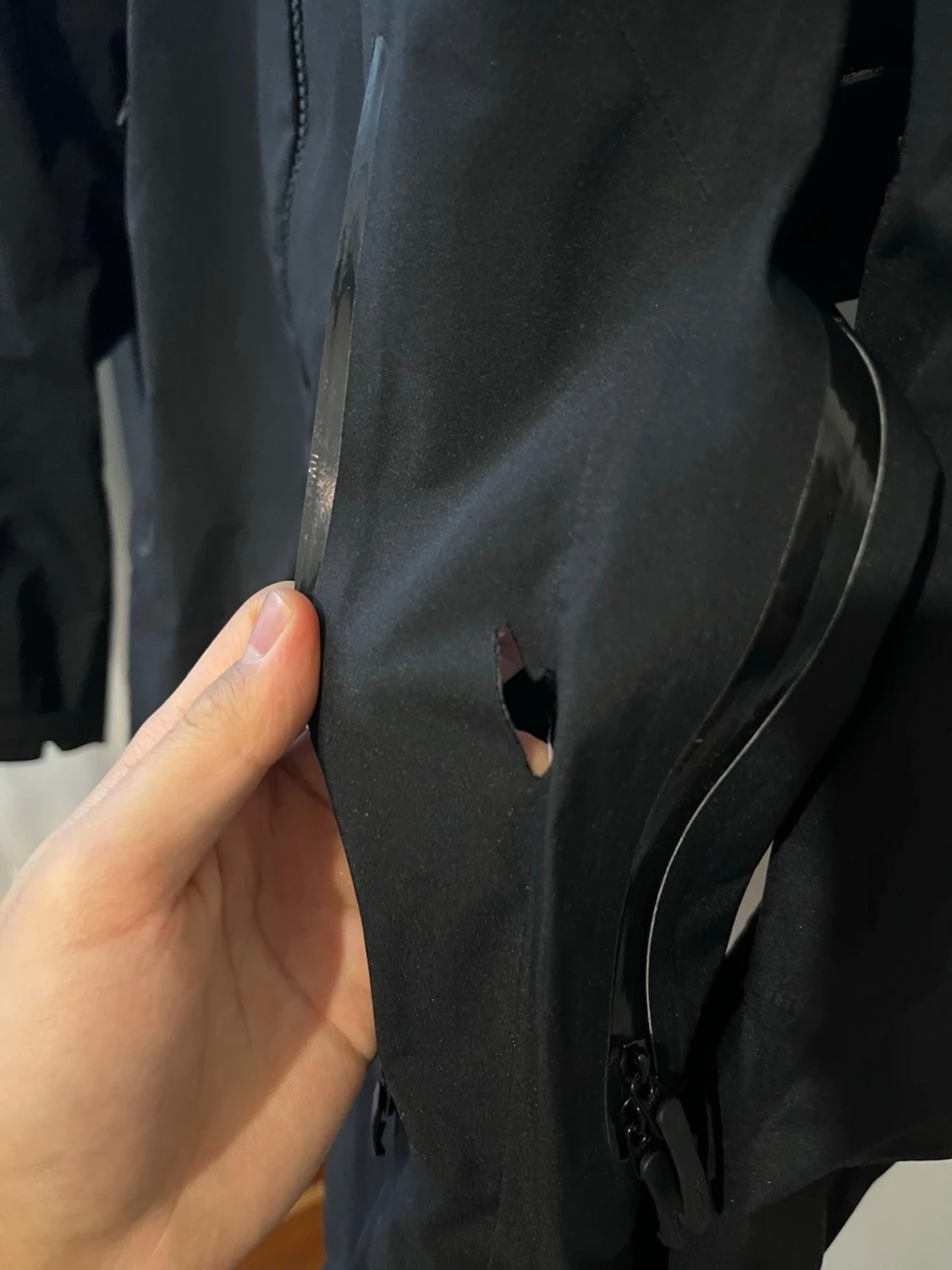 Svart vindjacka från Arc'teryx - 3