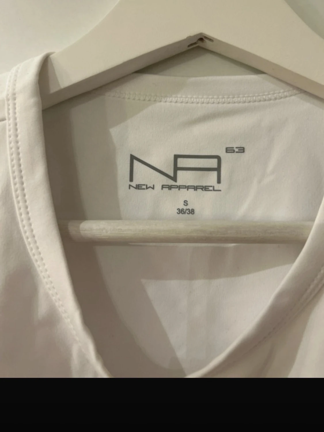 Vit croppad topp från New Apparel - 2