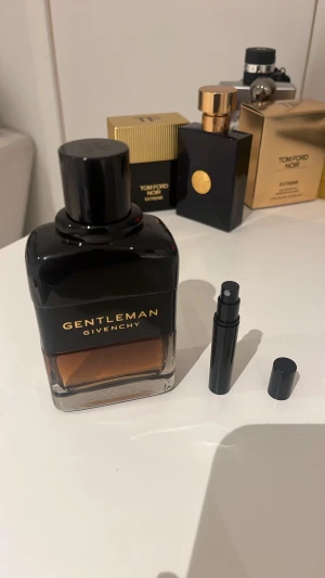 Givenchy Gentlemen Reserve Privee - 3ml sample, Givenchy Gentlemen Reserve Privee.