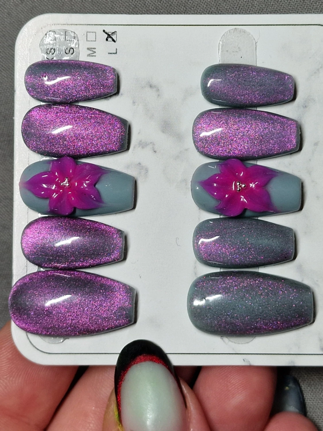 Press on naglar  - 1