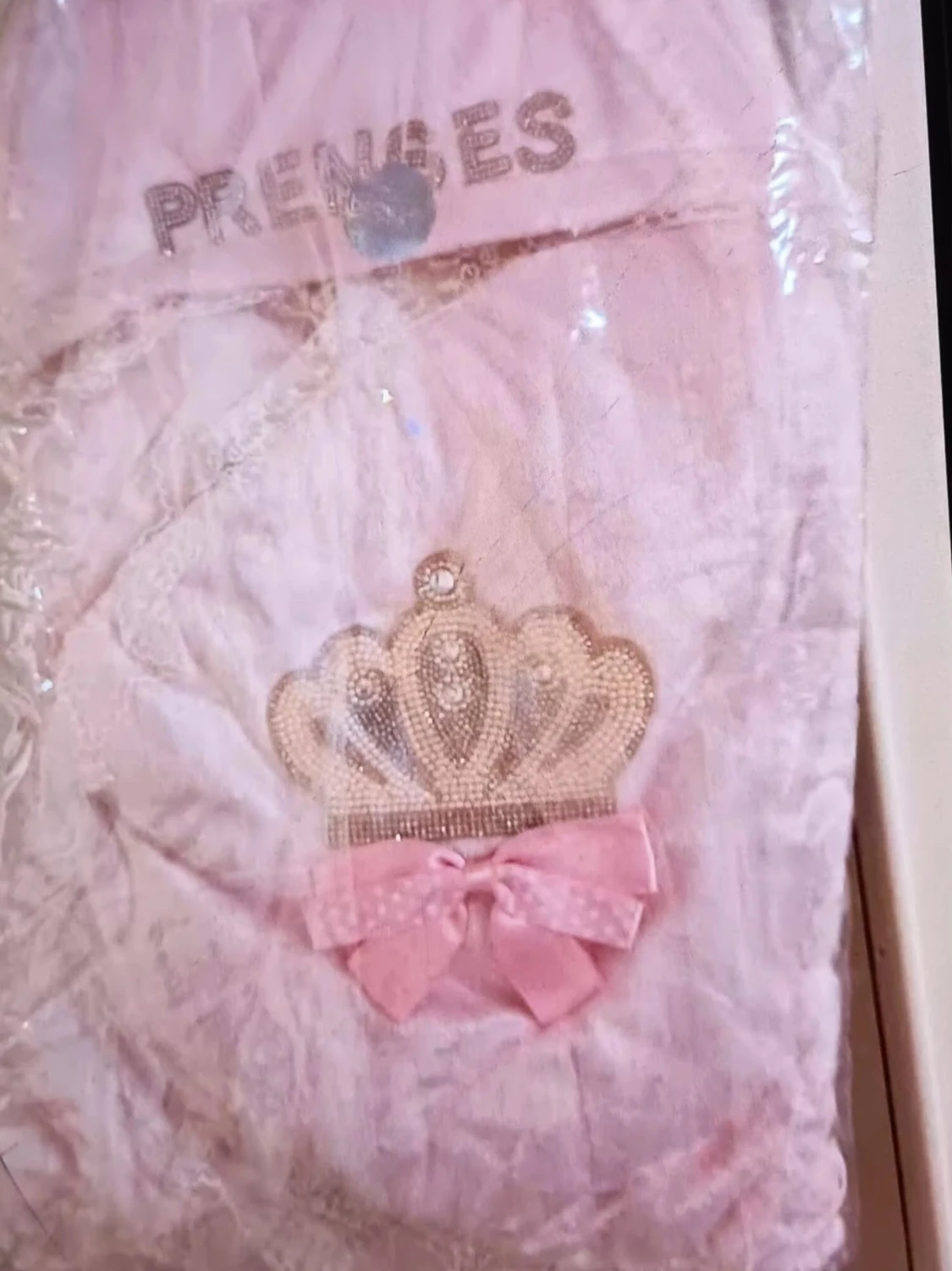 Rosa prinsessväst med krona och rosett - 1