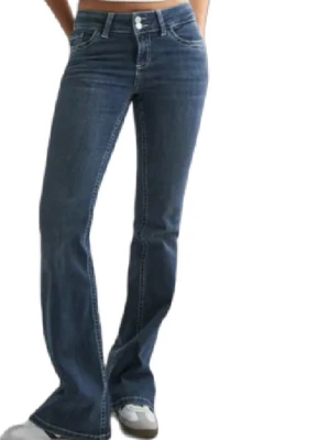 Byxor från Nelly - Byxor från Nelly i storlek 34.