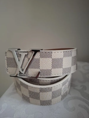 Louis vuitton bälte  - Helt nytt bälte, flera bälte finns på min konto!