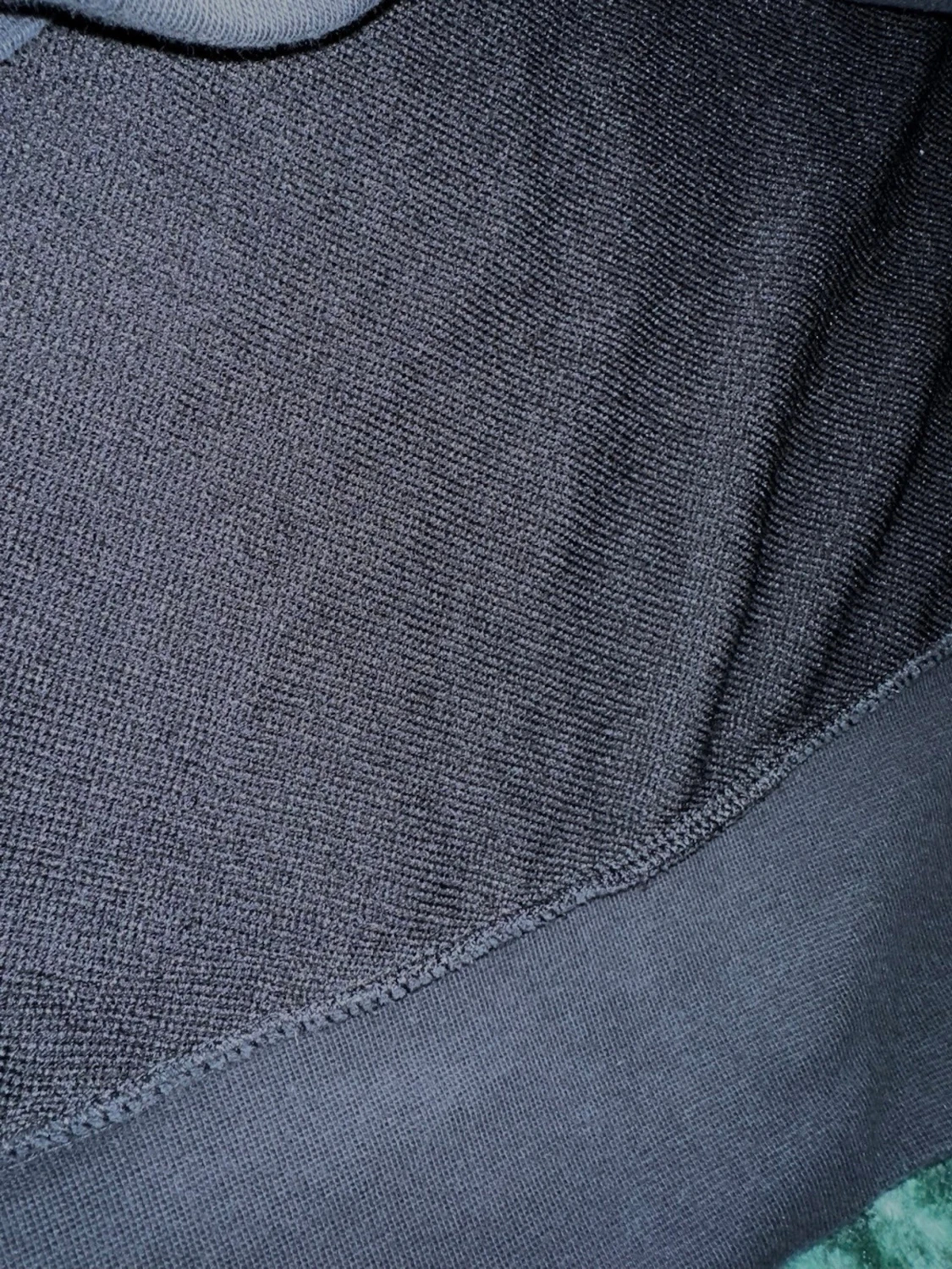 Svart croppad Nike Pro sweatshirt ,storlek M - 5