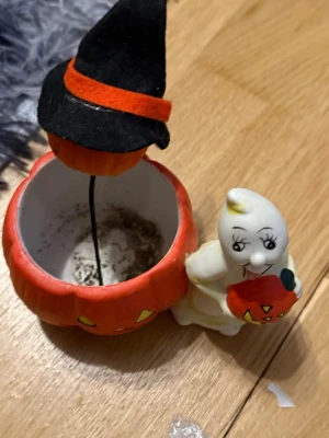 Spöke kruka  - Spöke kruka 