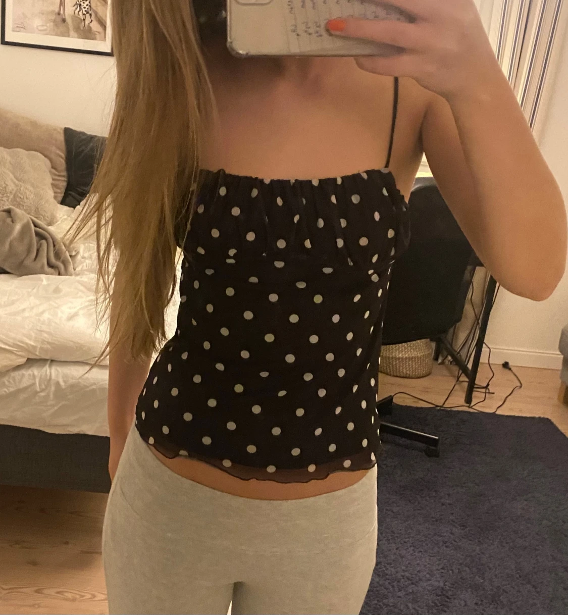 Svart prickig linnetopp 