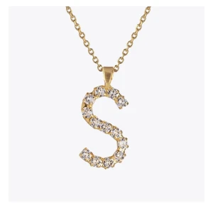 Guldhalsband med bokstavshänge - Använt fåtal gånger. Det är alltså det större halsbandet på den andra bilden. Nytt pris 895kr