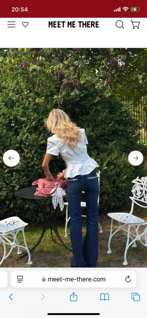 Mörkblå jeans - Helt nya jeans ifrån Meet me there