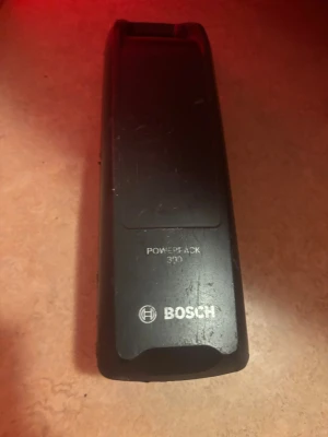 Bosch PowerPack 300 - Bosch PowerPack 300 batteri till elcykel.  Kapacitet: 300 Wh. Säljs i befintligt skick.